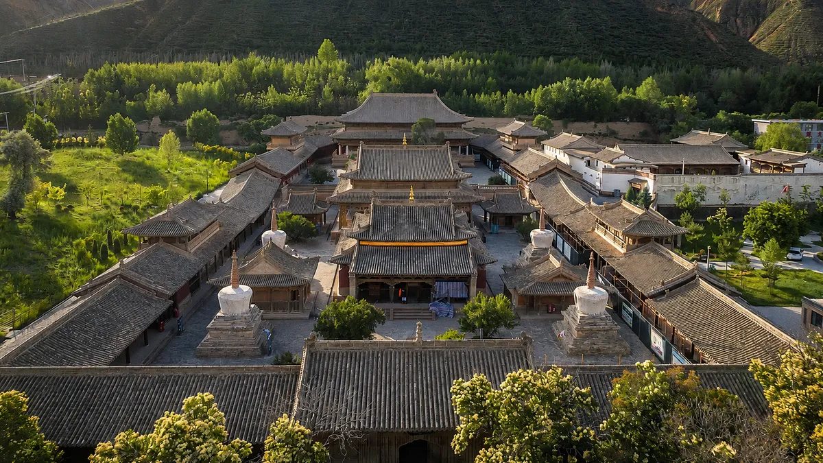 Qutantemple1.webp